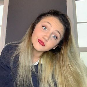 Meet your Posher, Makaya